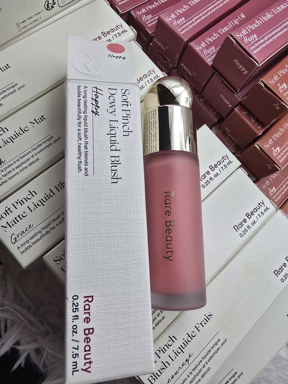Rare Beauty Soft Pinch Liquid Blush — Vibrant Pink - Picture 6 of 12